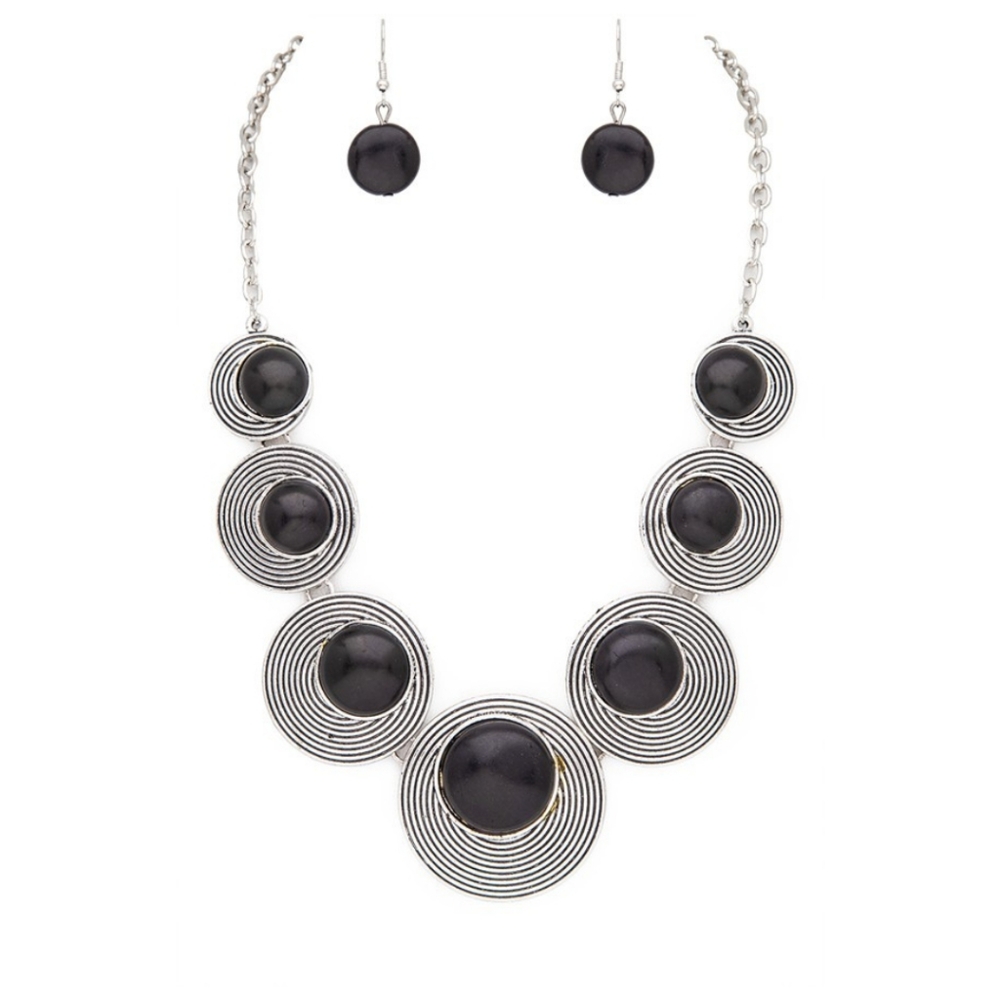 Brand new black and silver colored necklace and earring set | 7524